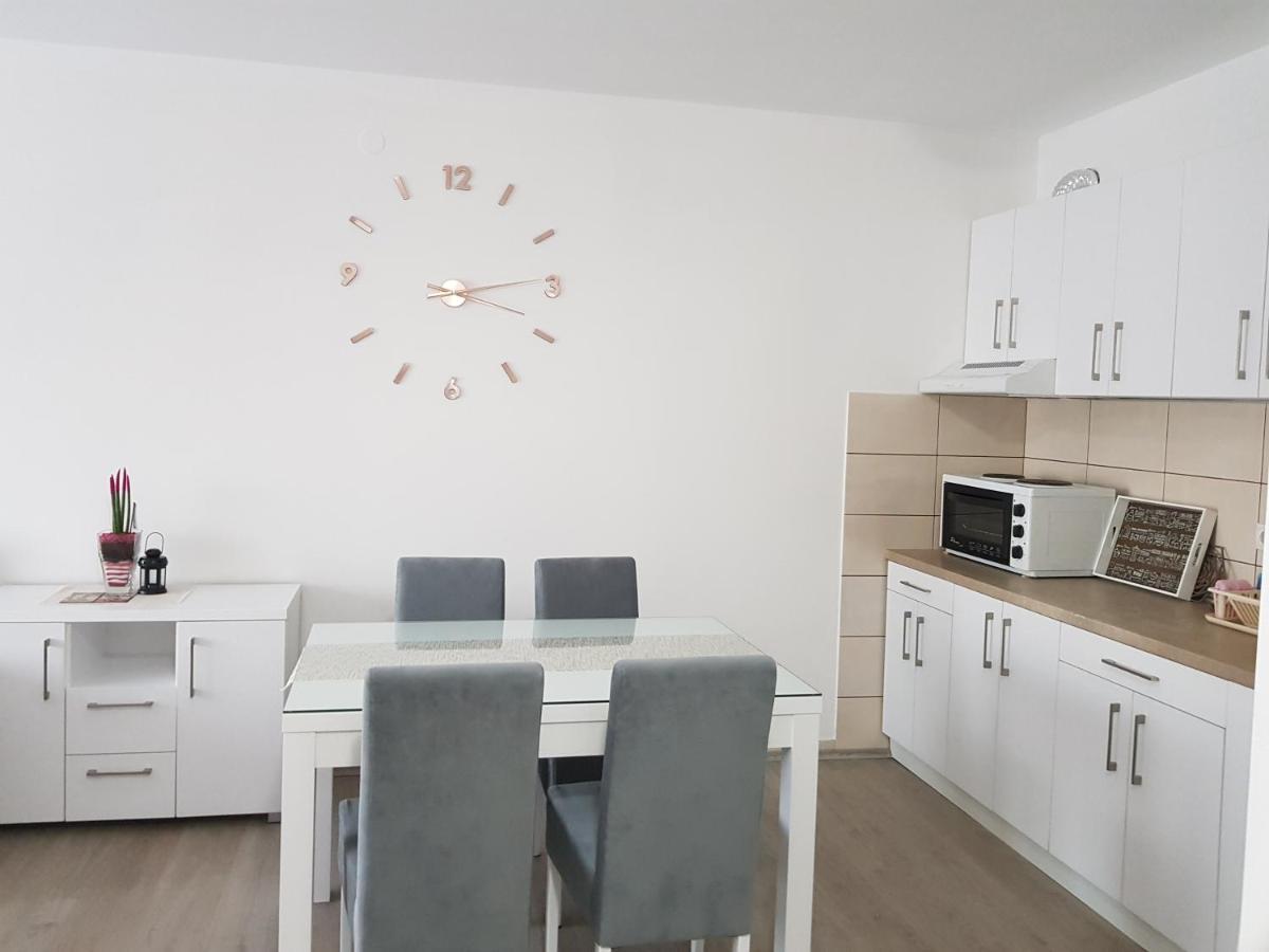 Apartment Gea 18 نوفي ساد المظهر الخارجي الصورة